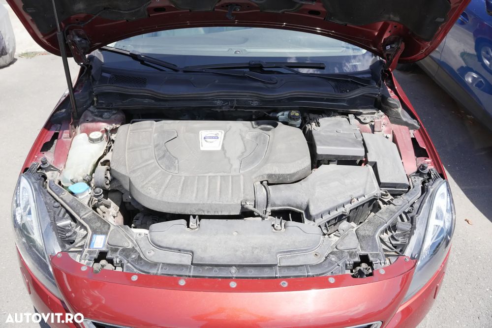 Volvo V40 D3 Summum - 7