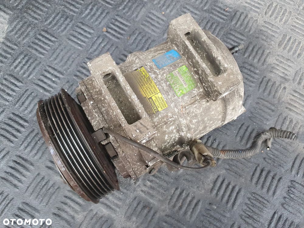 SPRĘŻARKA KOMPRESOR KLIMATYZACJI VOLVO V40 1.8 B 30632721 - 1