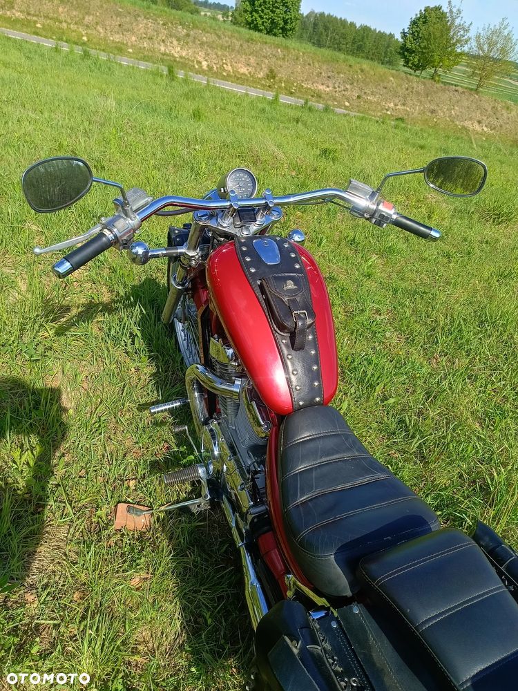 Suzuki Intruder - 2