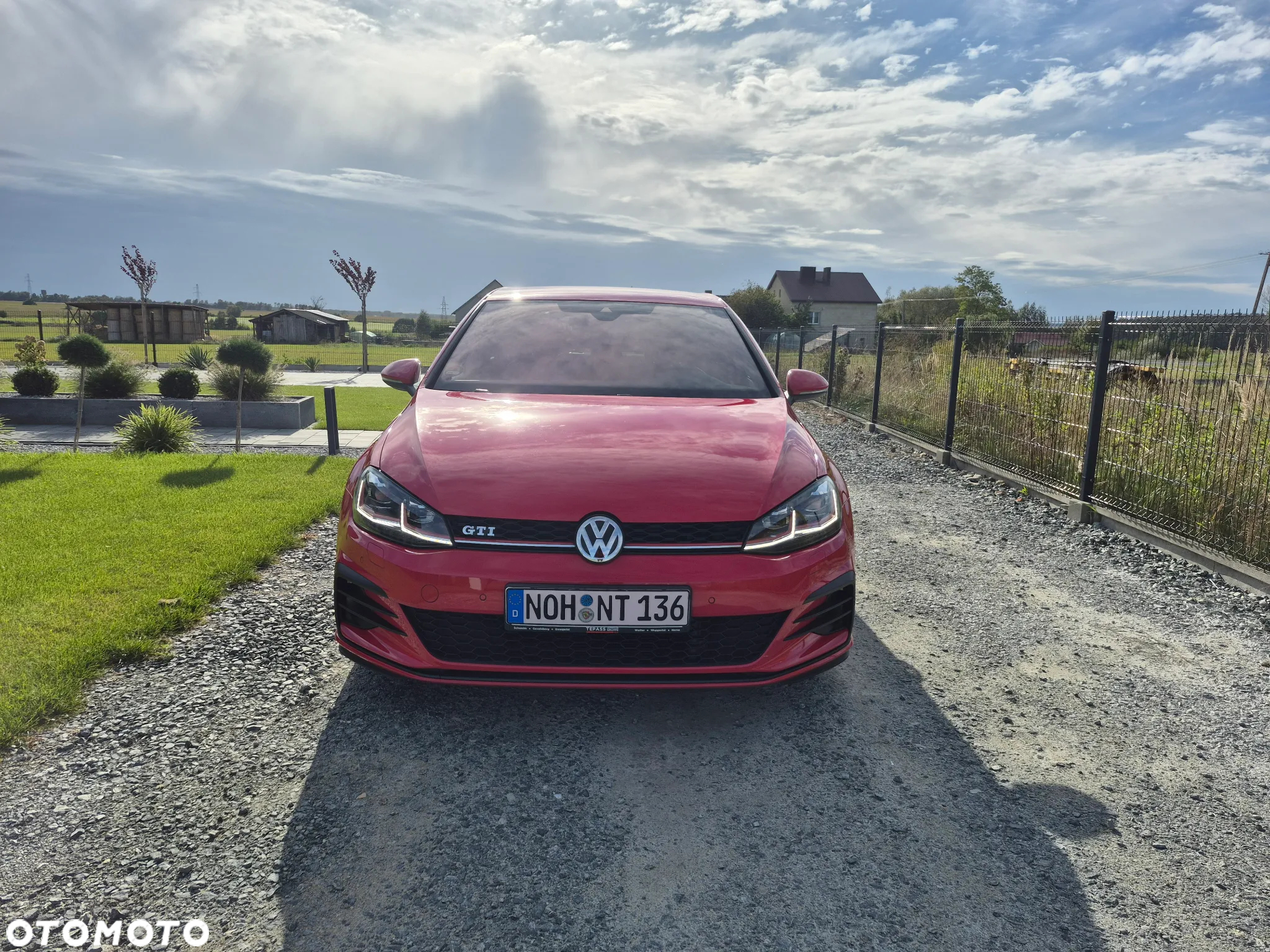 Volkswagen Golf GTI Performance BlueMotion Technology DSG - 3