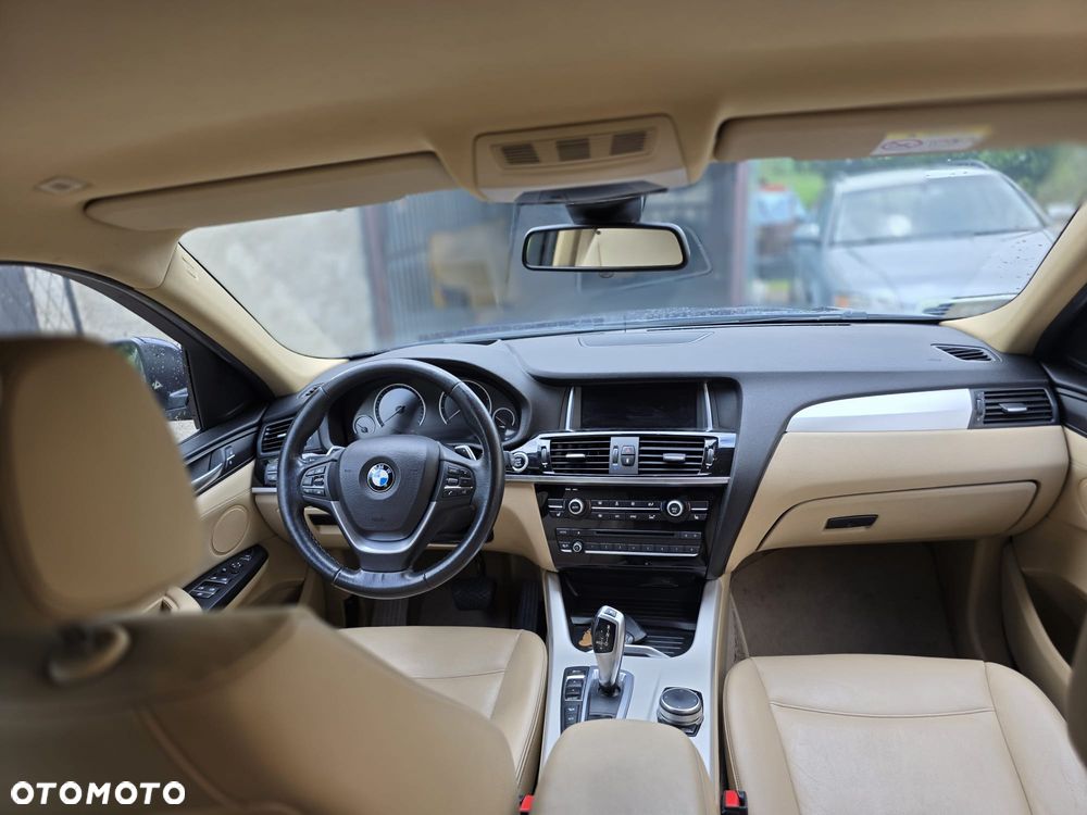 BMW X4 xDrive20i Advantage - 6