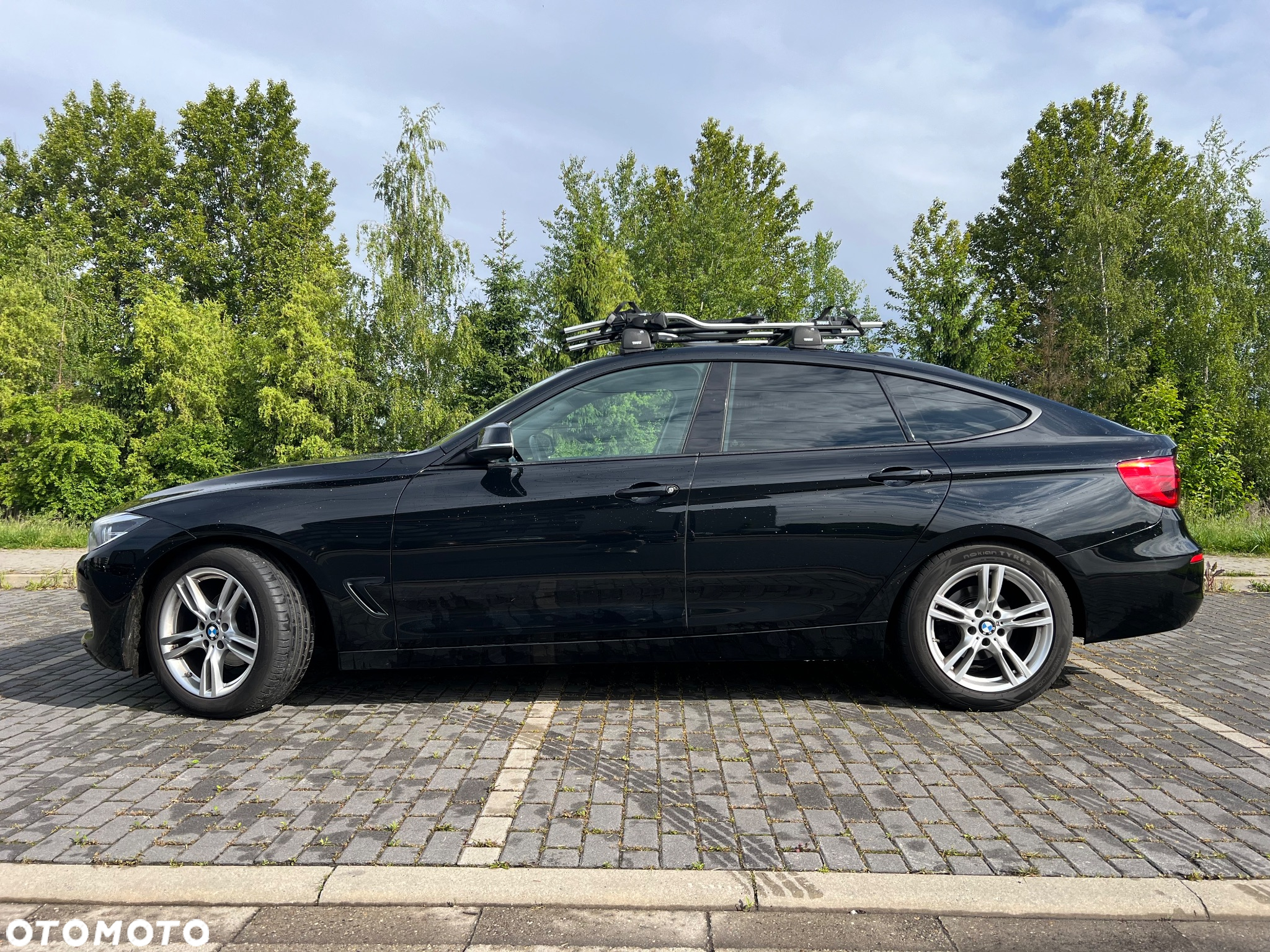 BMW Seria 3 320i - 4
