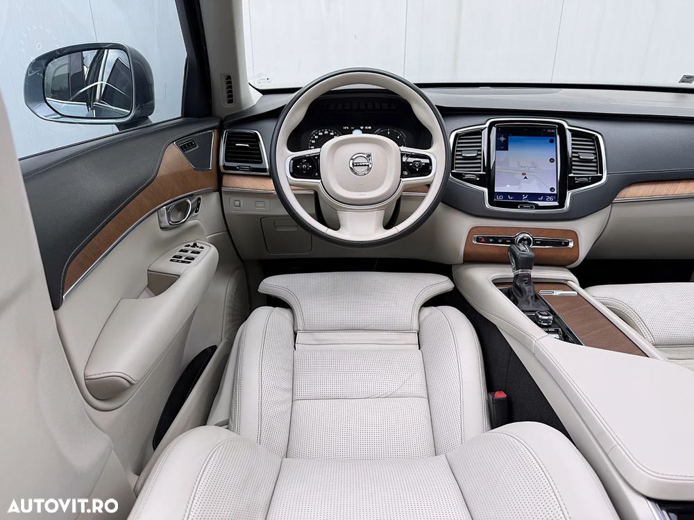 Volvo XC 90 D5 AWD Geartronic Inscription - 19