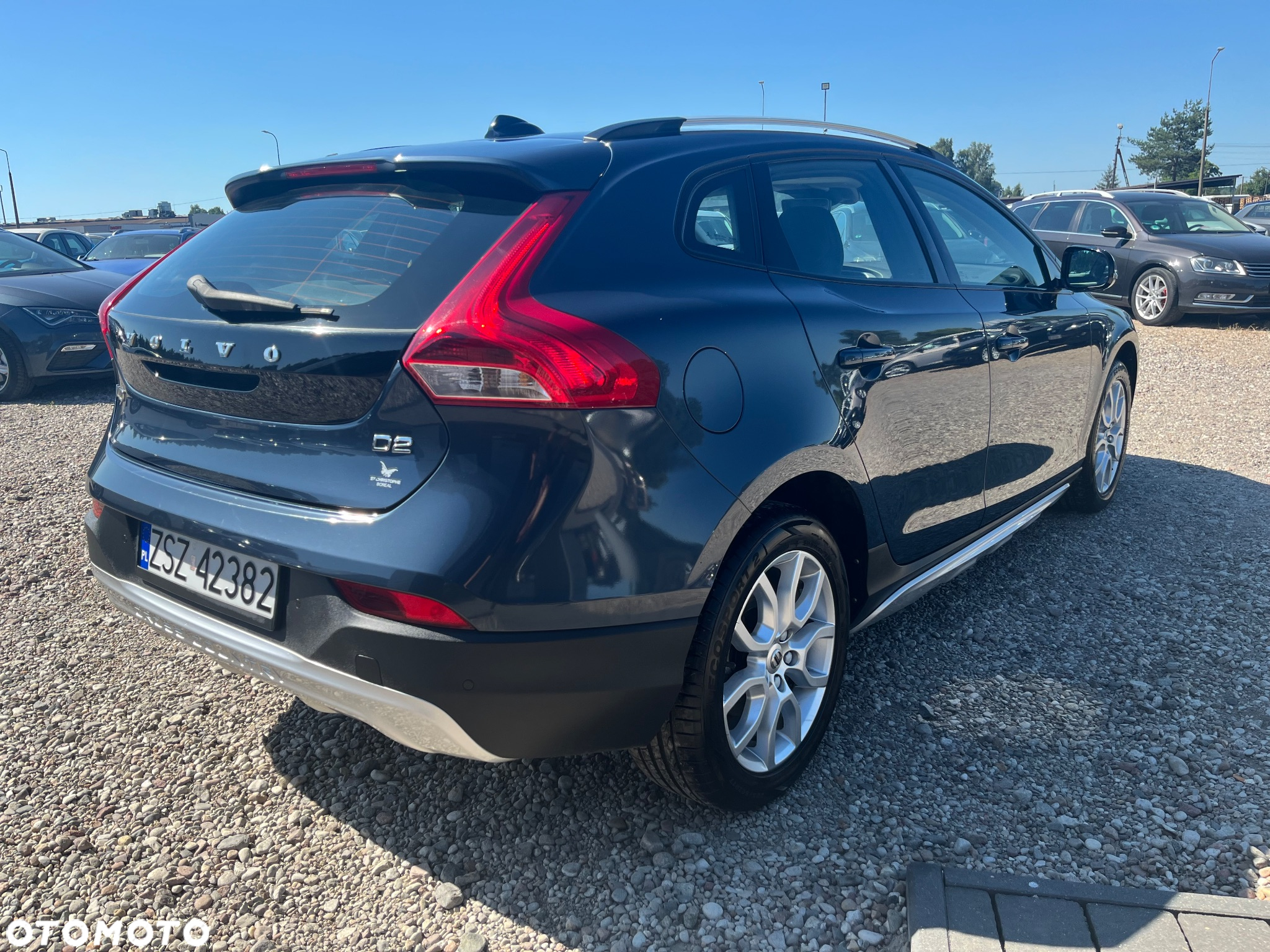 Volvo V40 Cross Country D2 Drive-E Summum - 4