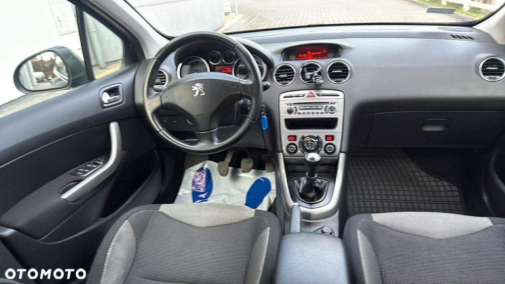 Peugeot 308 1.6 Premium - 8