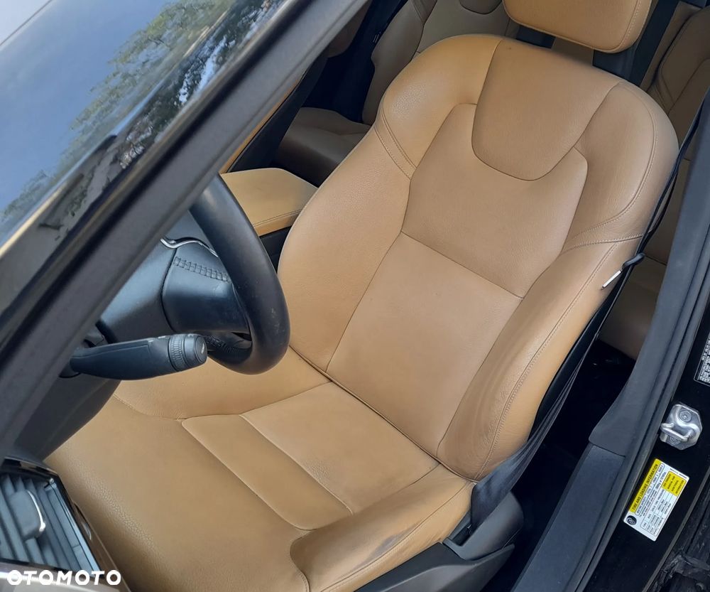 Volvo XC 90 T6 AWD Momentum 7os - 21