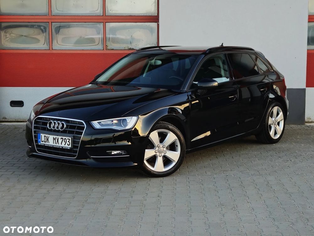 Audi A3 Sportback 1.4 TFSI Attraction - 2