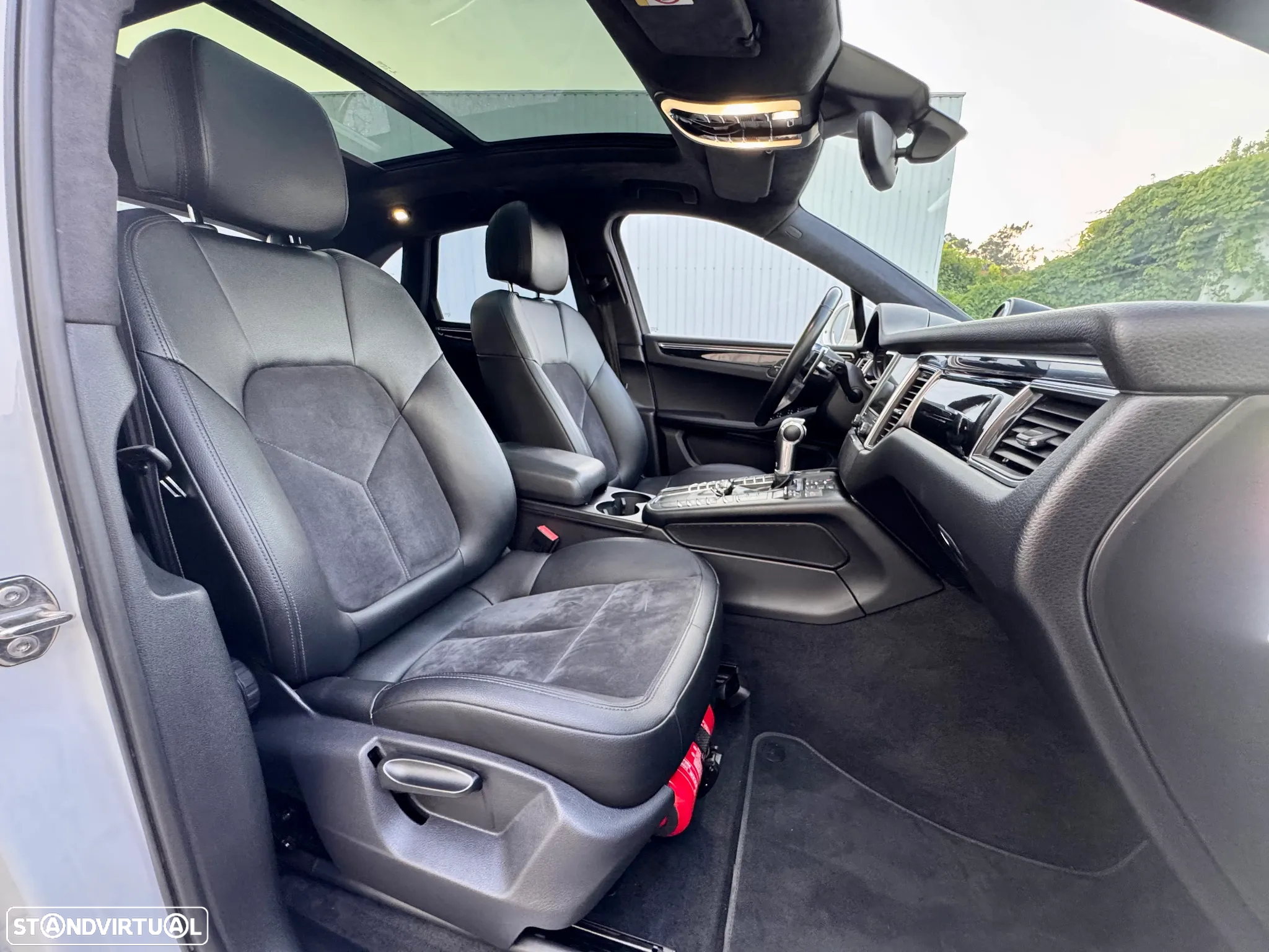 Porsche Macan S - 23