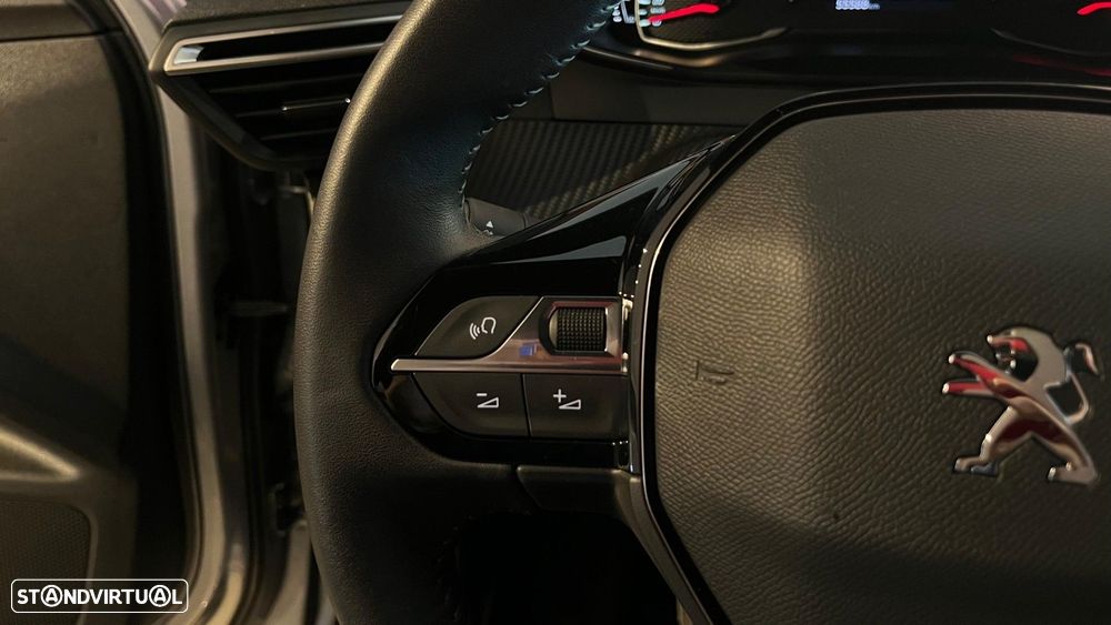 Peugeot 2008 1.2 PureTech Active Pack - 11
