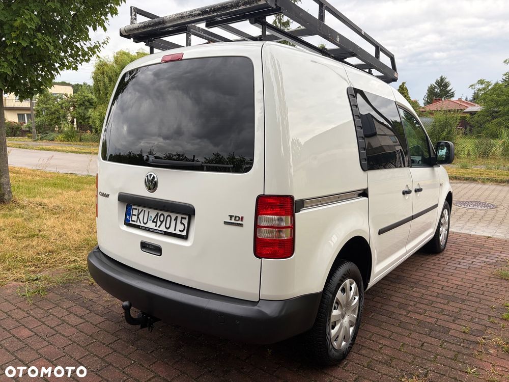 Volkswagen Caddy - 9