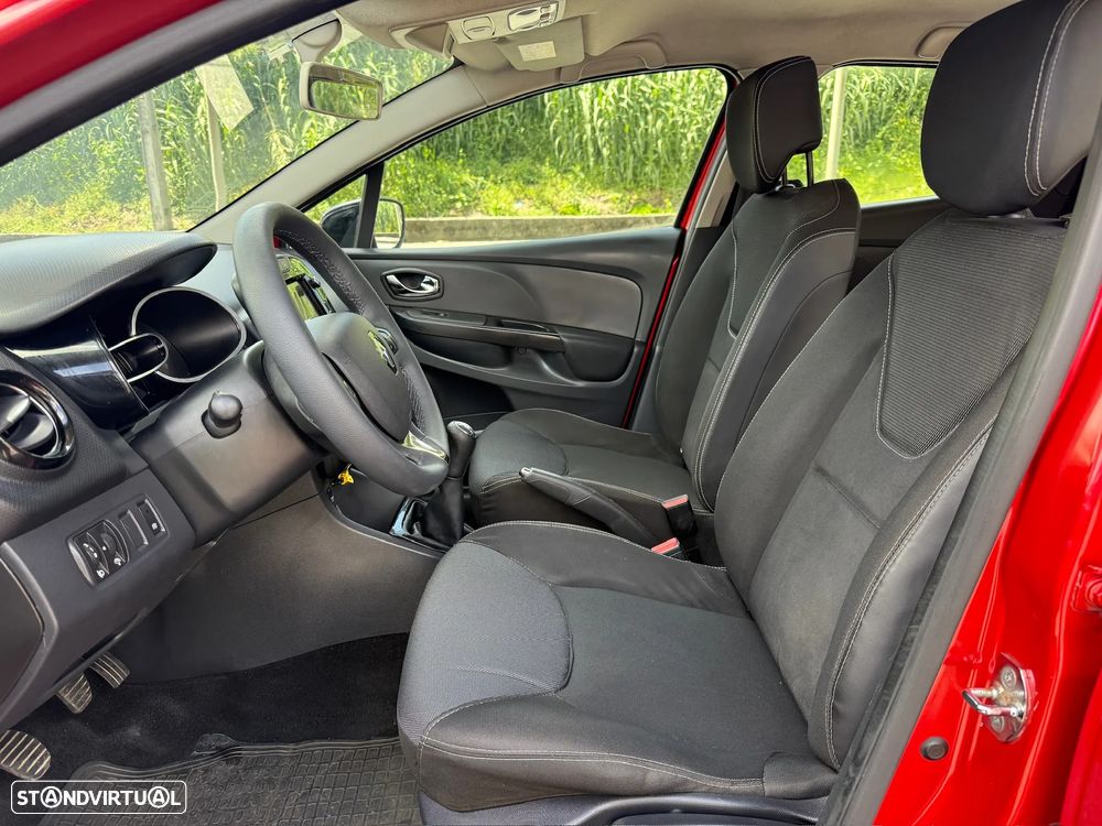Renault Clio - 8