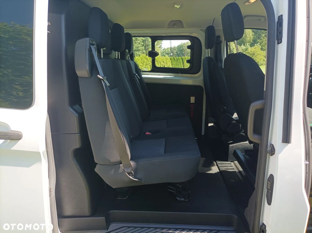 Ford Transit Custom 320 L2H1 Ambiente (bryg.) - 16