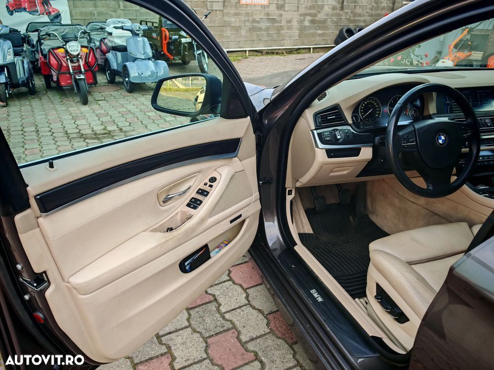 BMW Seria 5 520d Touring - 10