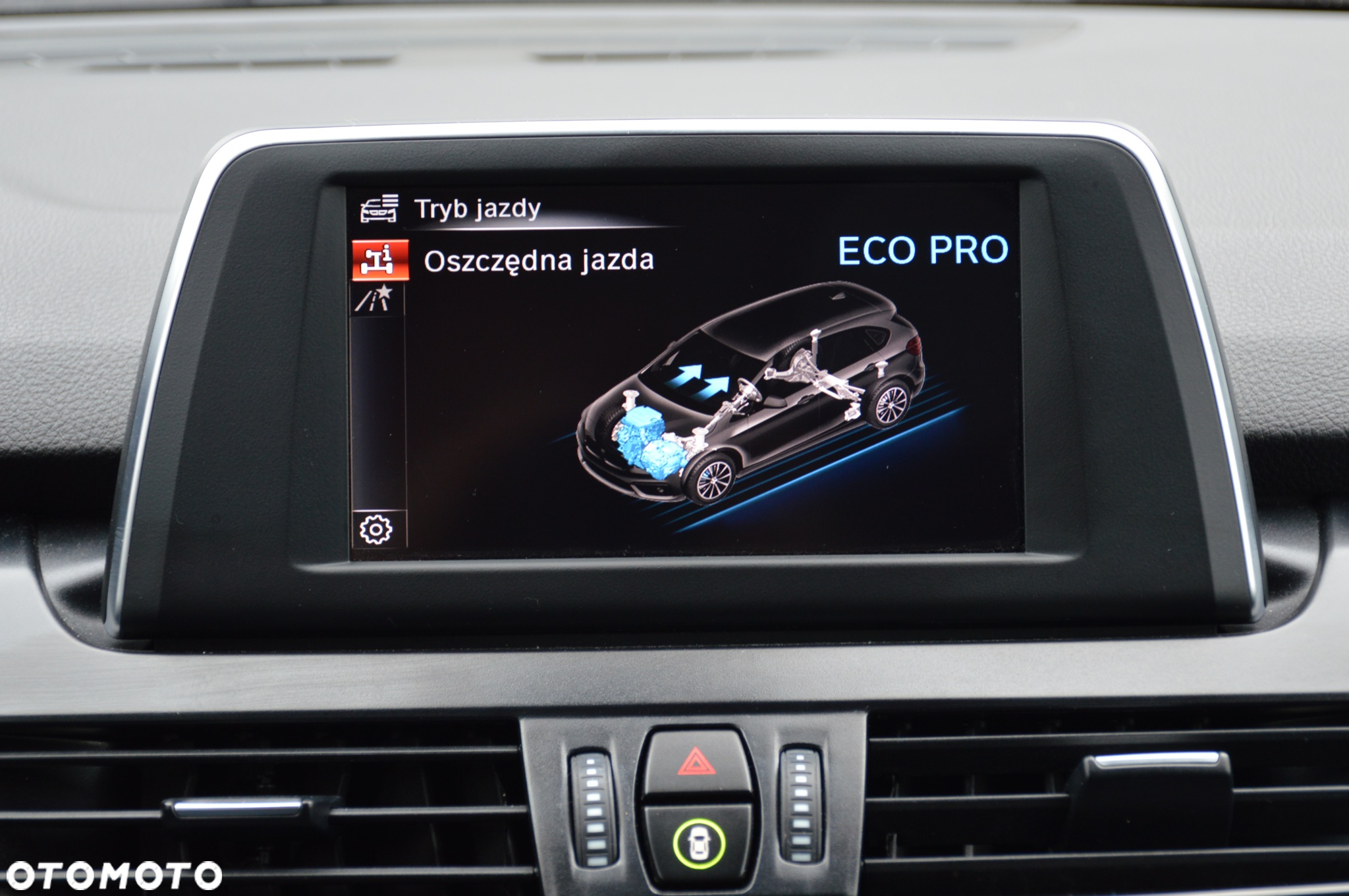 BMW Seria 2 216d Active Tourer - 16