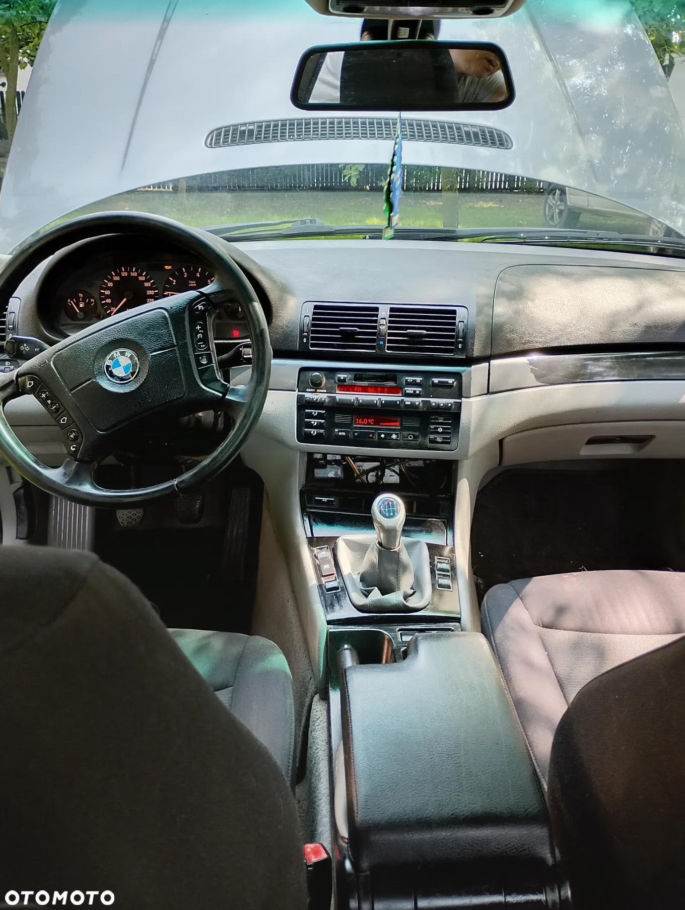 BMW Seria 3 318i - 2