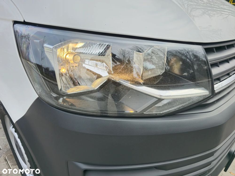 Volkswagen Transporter T6 - 12