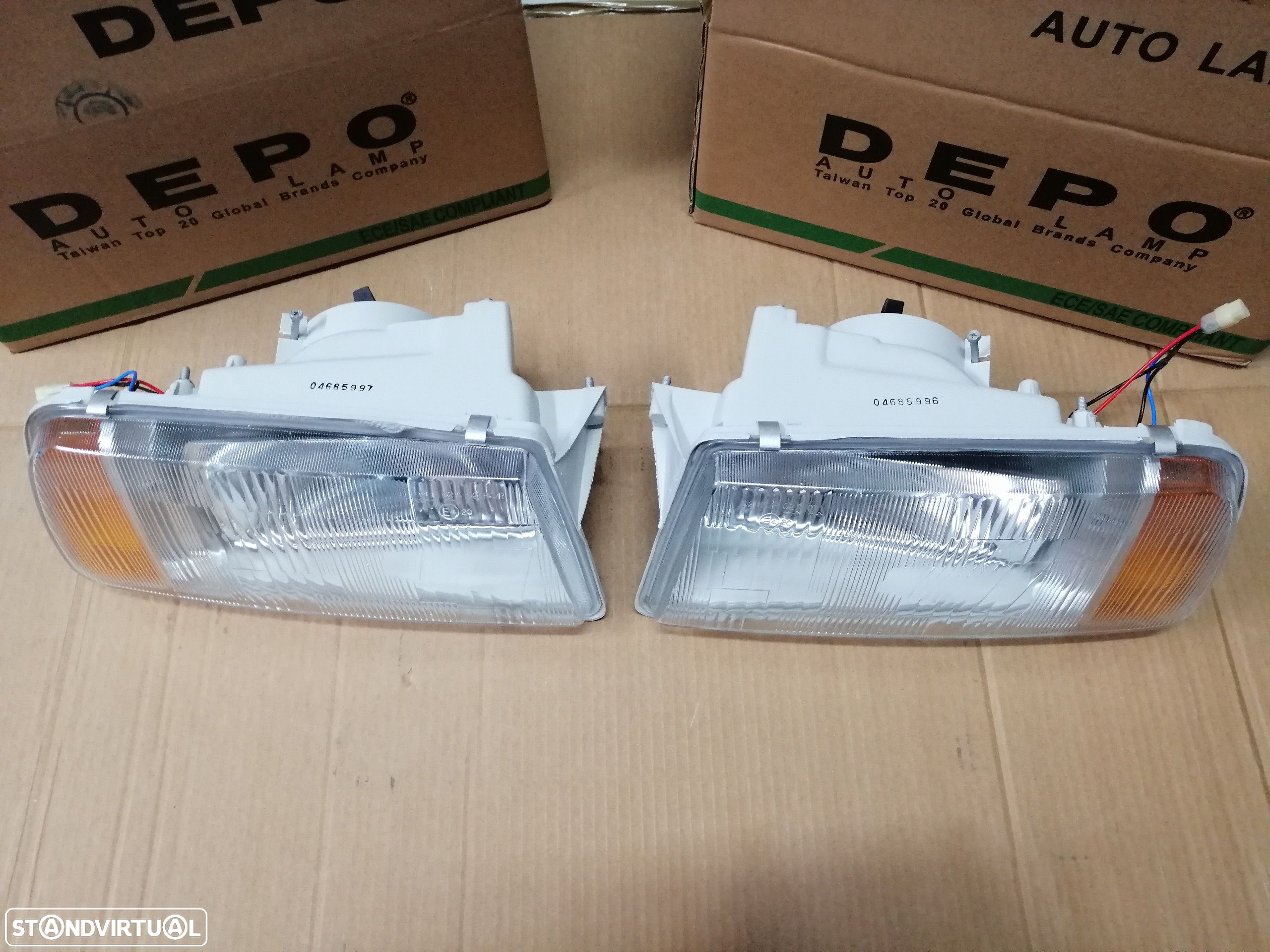 Conjunto de 2 faróis /óticas da frente Suzuki Vitara NOVOS - 1