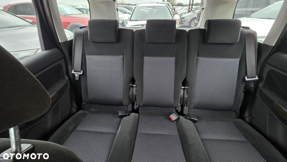 Ford C-MAX - 16