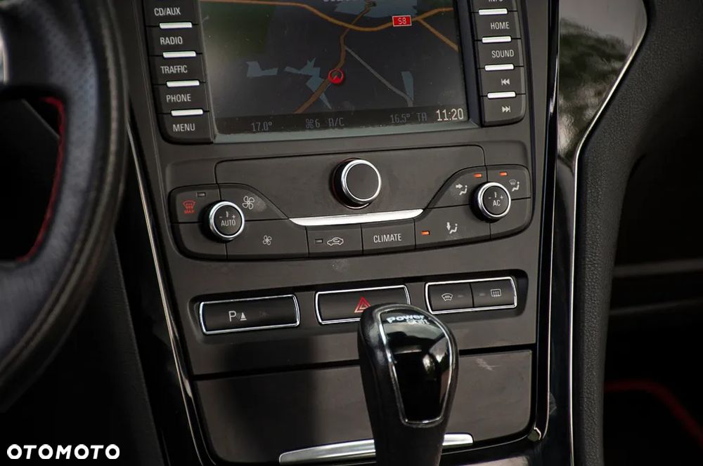 Ford Mondeo SW 2.0 EcoBoost Titanium S - 30