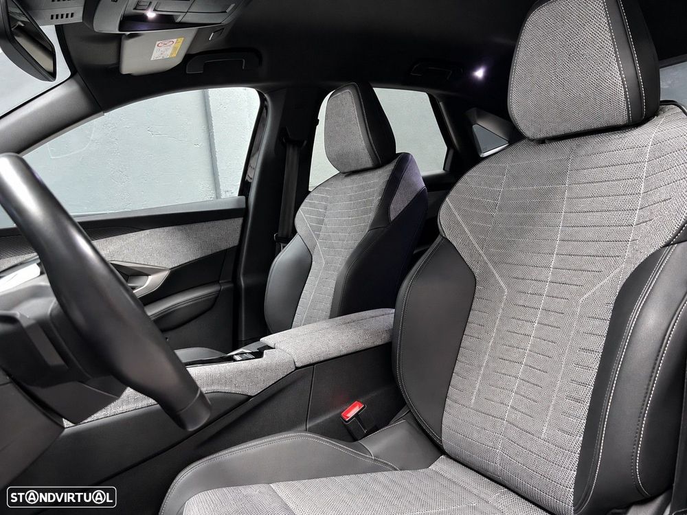 Peugeot E-3008 73 kWh Allure - 11