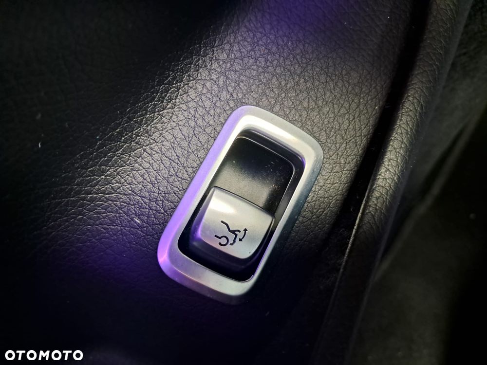 Mercedes-Benz Klasa S 500 4-Matic 7G-TRONIC - 22