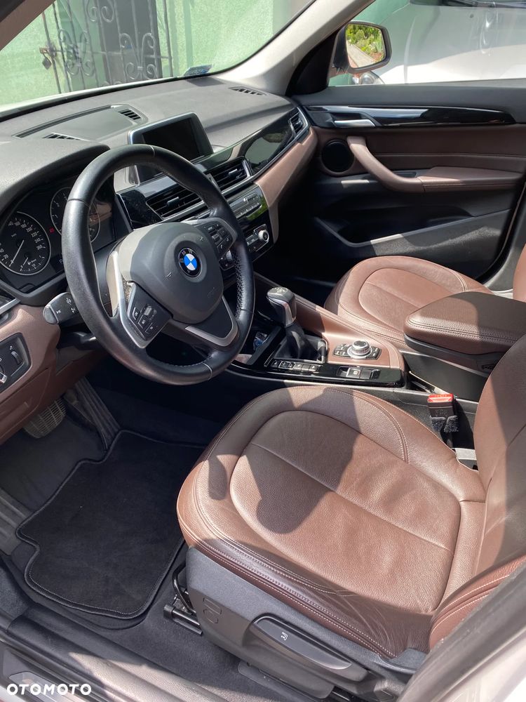 BMW X1 xDrive20d - 6