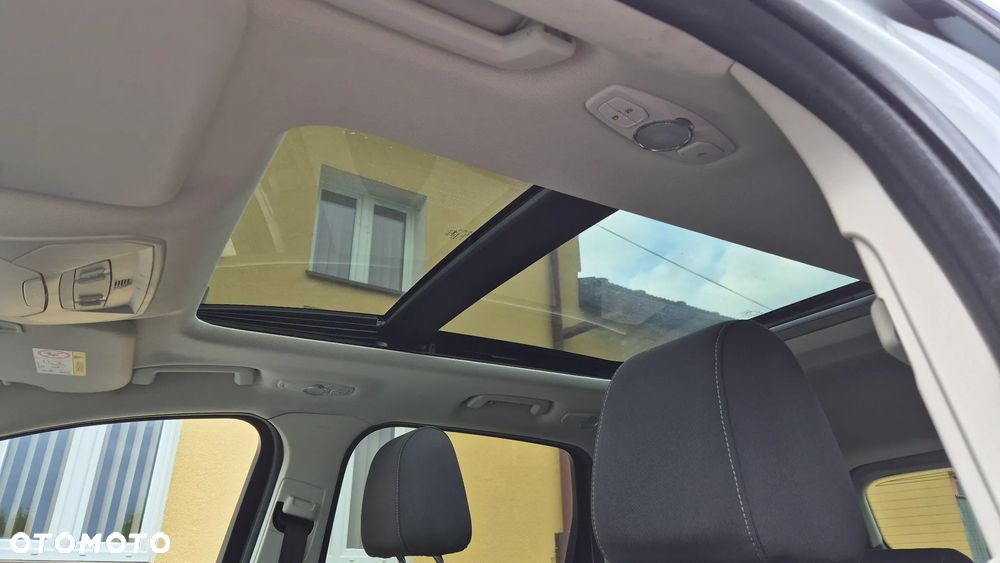 Ford Kuga 1.6 EcoBoost 2x4 Titanium - 12