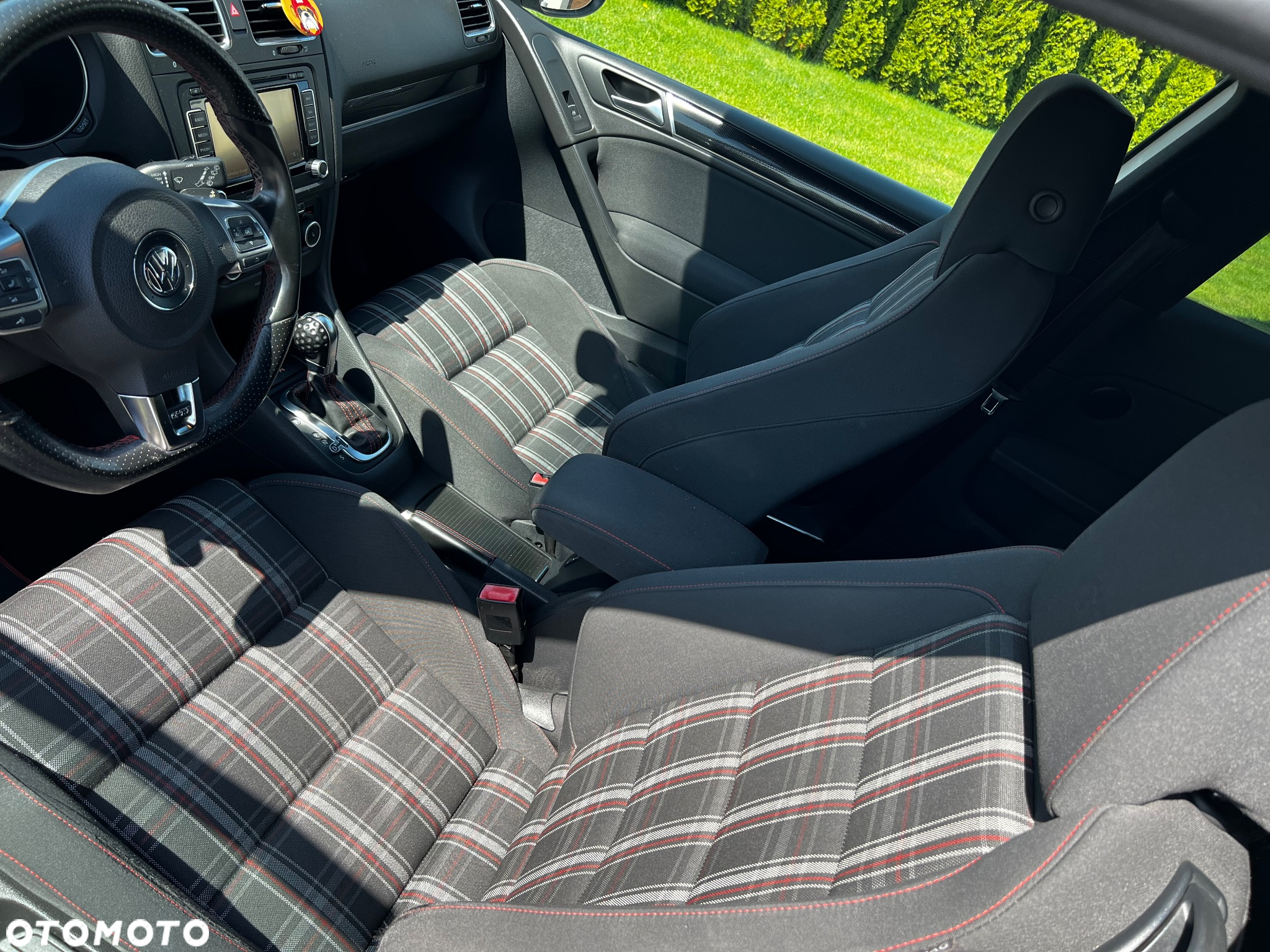 Volkswagen Golf 2.0 GTI DSG Edition 35 - 25
