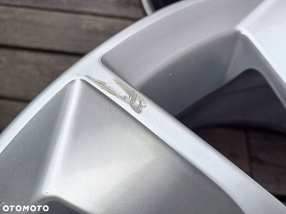 Oryginał felgi 18cali Volvo S60 S90 V40 V60 V90 XC90 R-Design - 9