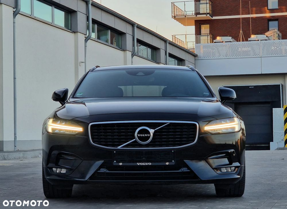 Volvo V90 D4 Geartronic R Design - 4