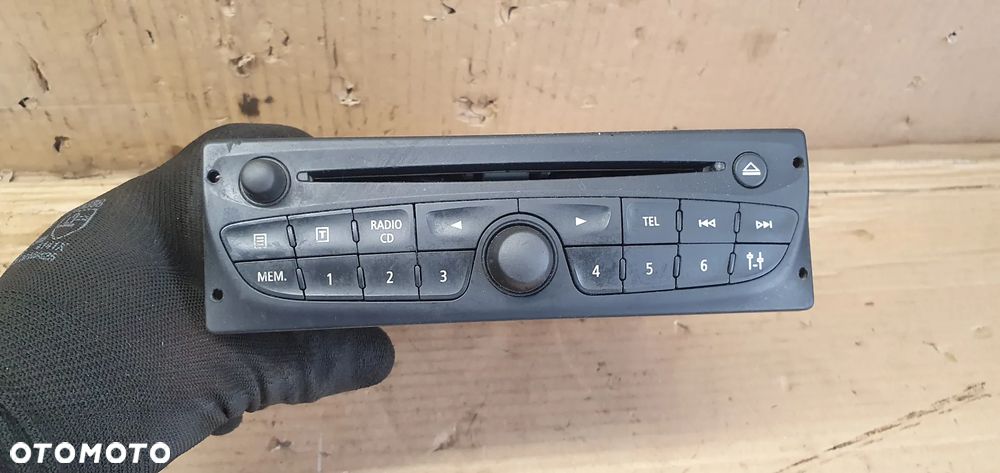Radio radioodtwarzacz oryginał Opel Movano III 281156842R - 1