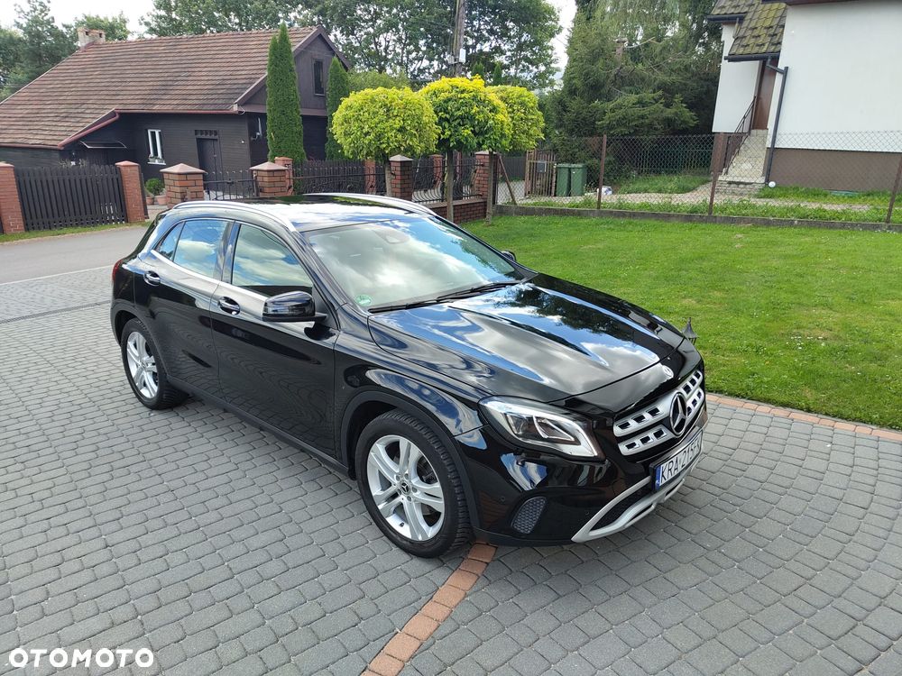 Mercedes-Benz GLA 250 7G-DCT Peak Edition - 1