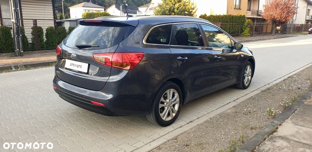 Kia Ceed 1.6 GDI ISG Spirit - 5