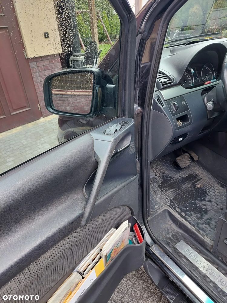 Mercedes-Benz Viano - 7