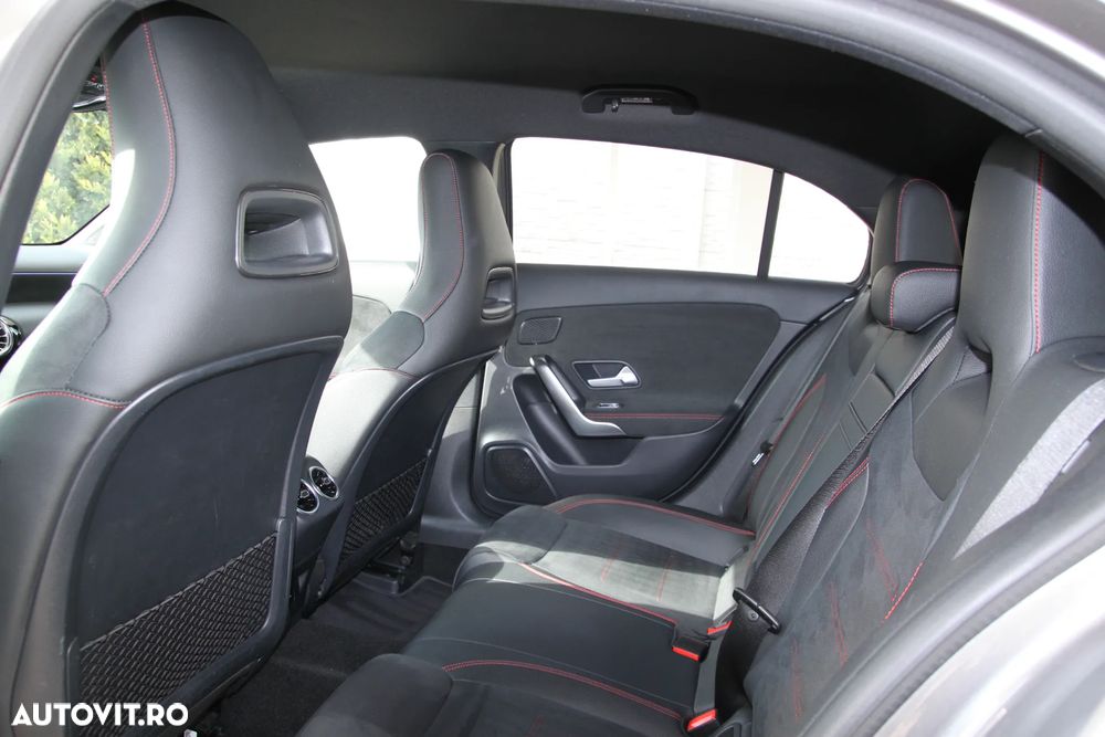 Mercedes-Benz A 250 e Aut. - 27