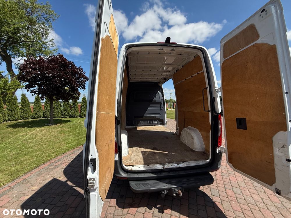Mercedes-Benz Sprinter - 18
