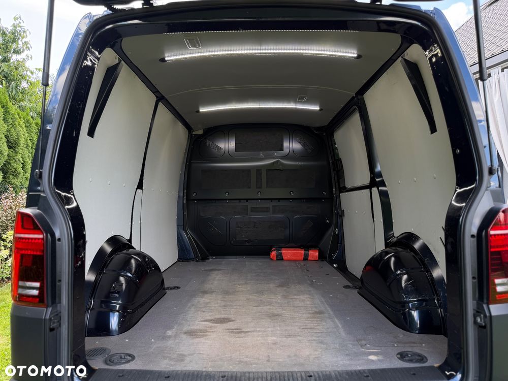 Volkswagen Transporter T6.1 Lift Automat full opcja - 4