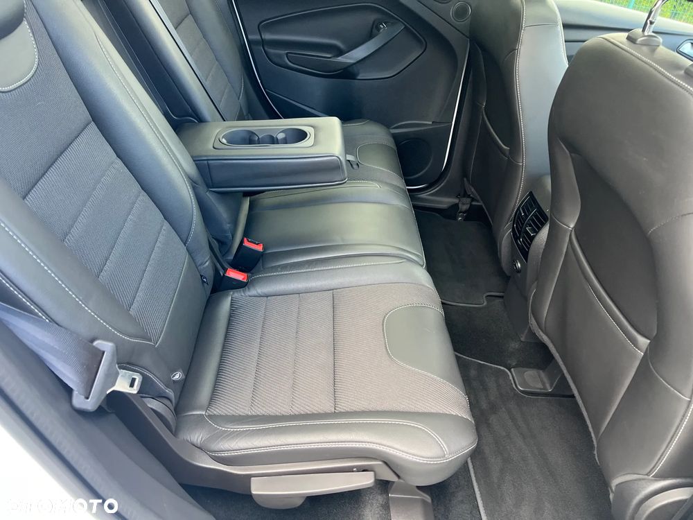 Ford Kuga 2.0 TDCi 4x4 Individual - 30