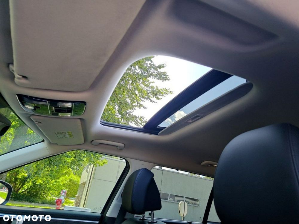 Hyundai Santa Fe 1.6 T-GDI HEV Platinum 4WD 7os - 23