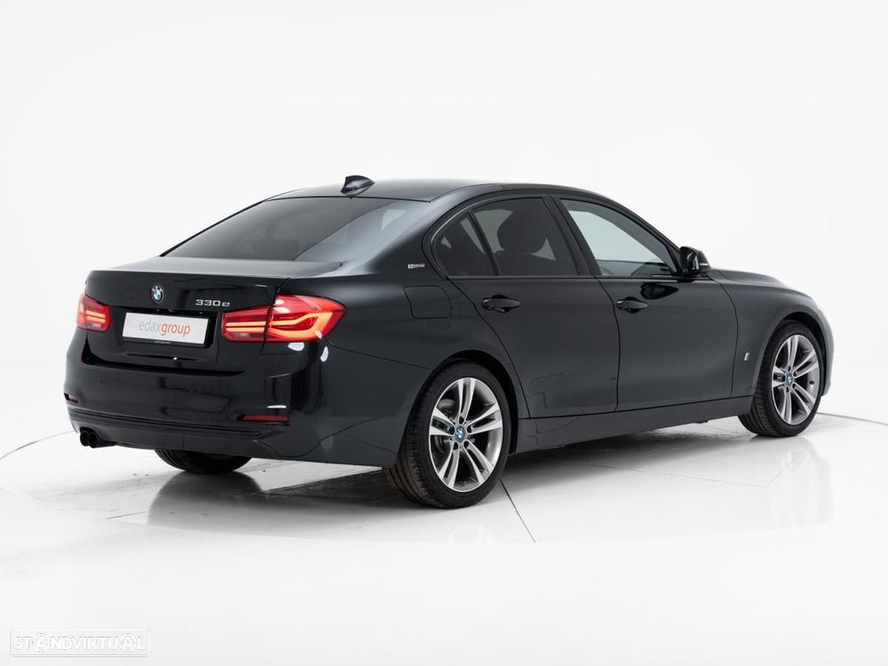 BMW 330 - 3