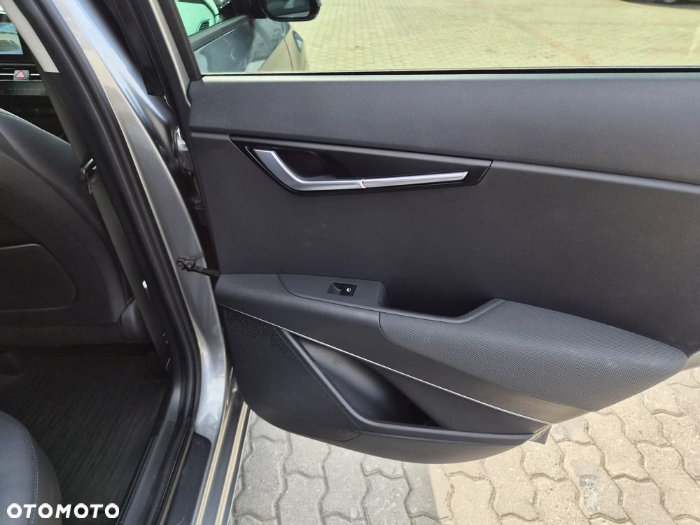 Kia Niro 1.6 GDI Hybrid L - 31