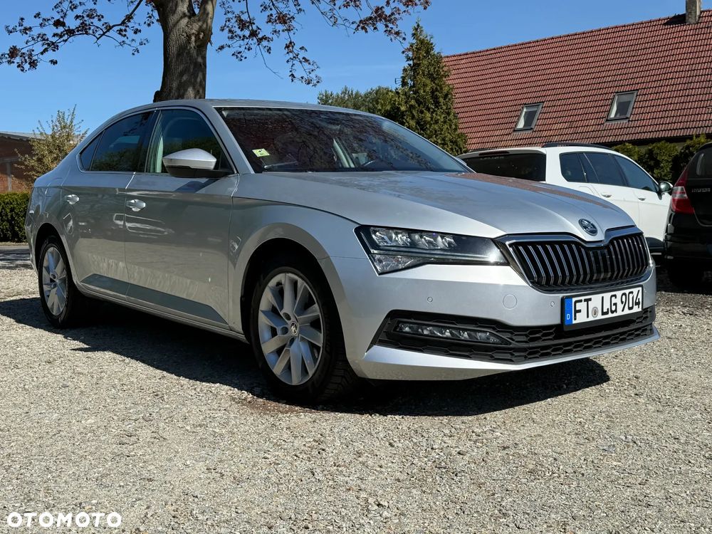 Skoda Superb 2.0 TDI Ambition DSG - 2