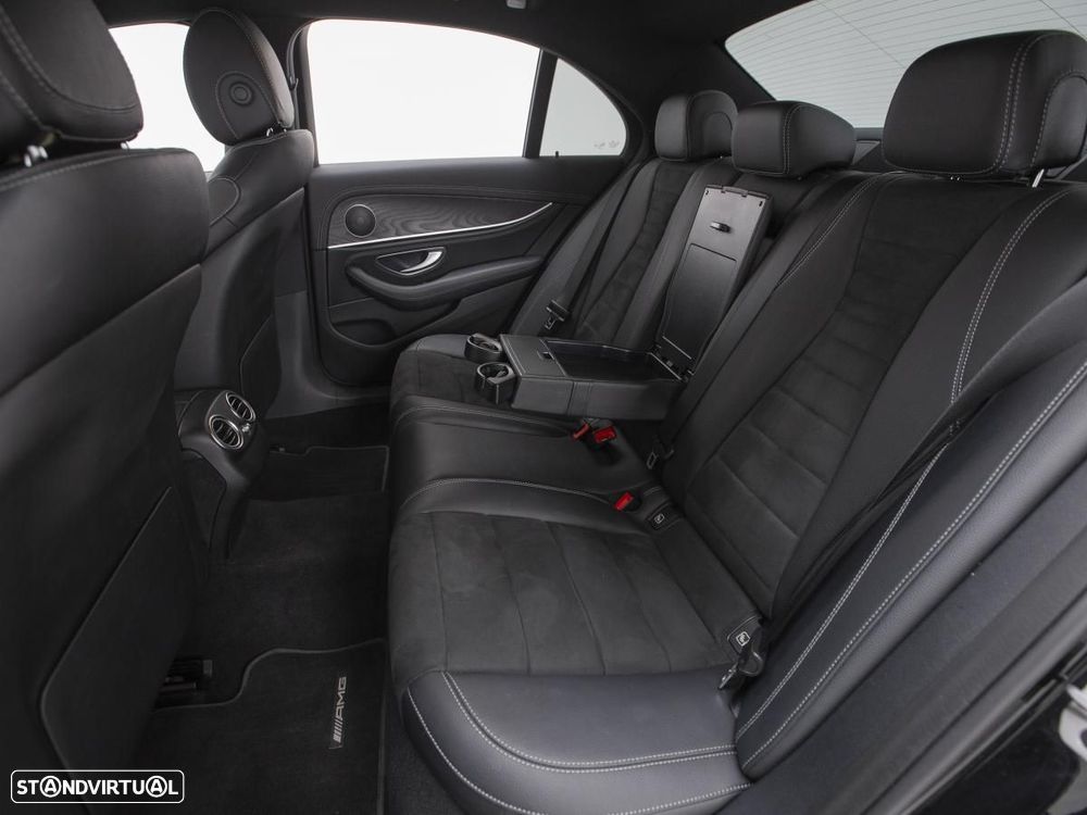 Mercedes-Benz E 300 de 4Matic 9G-TRONIC - 10