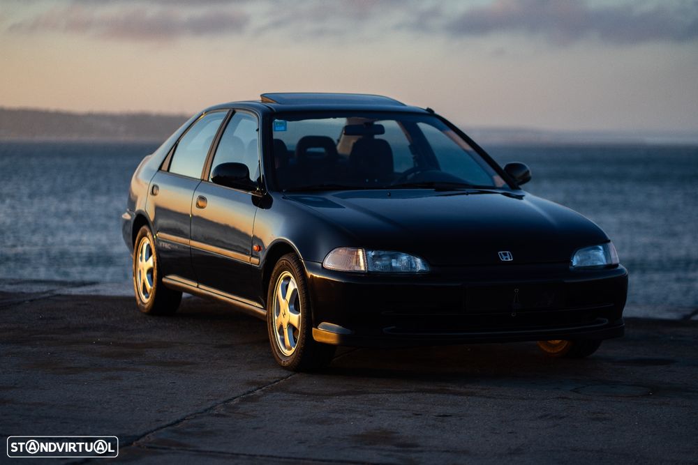 Honda Civic 1.6 VTi - 12