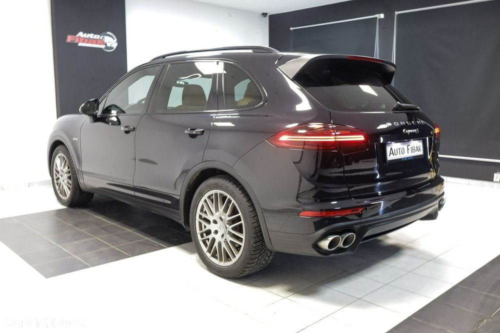 Porsche Cayenne S Diesel - 12