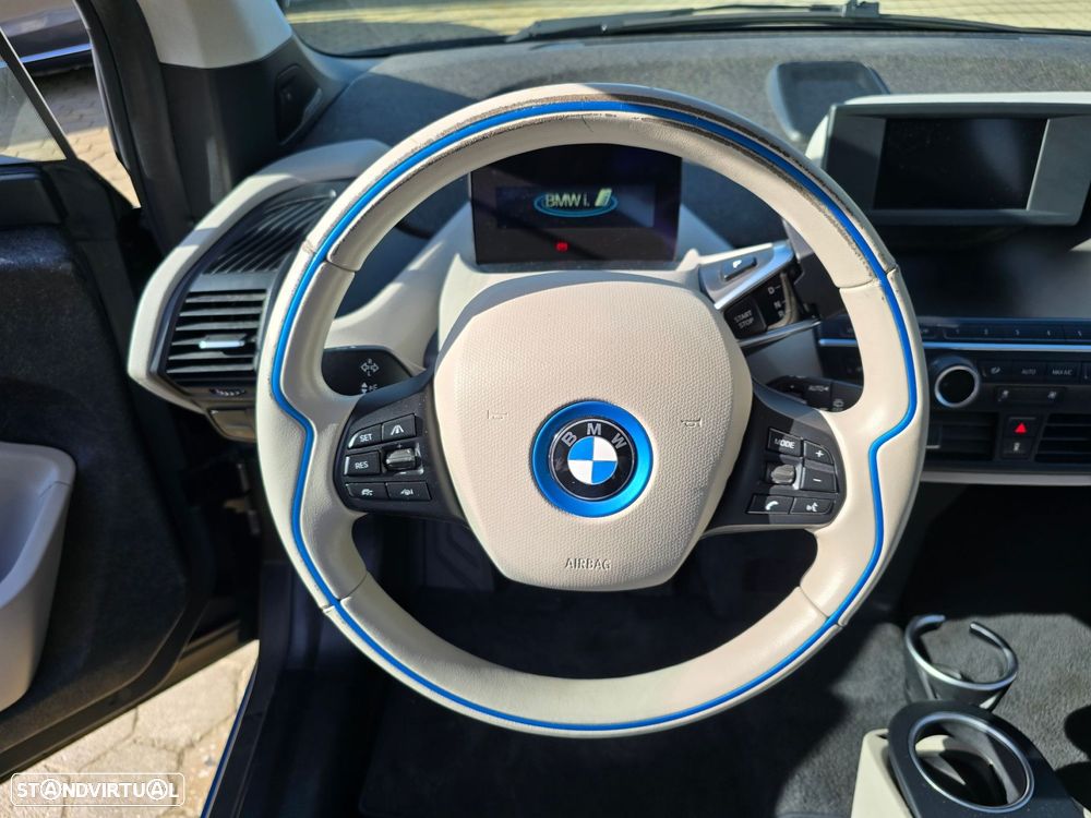 BMW i3 - 24