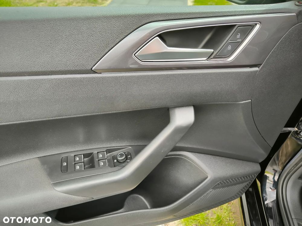 Volkswagen Polo 1.0 TSI OPF Style - 17