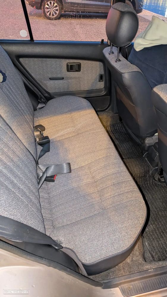 Toyota Corolla LB. 1.3 Cristal Line - 9