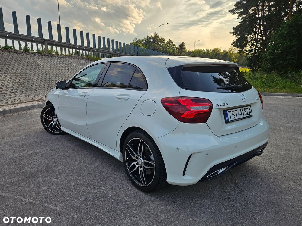 Mercedes-Benz Klasa A 220 4-Matic AMG Line - 11