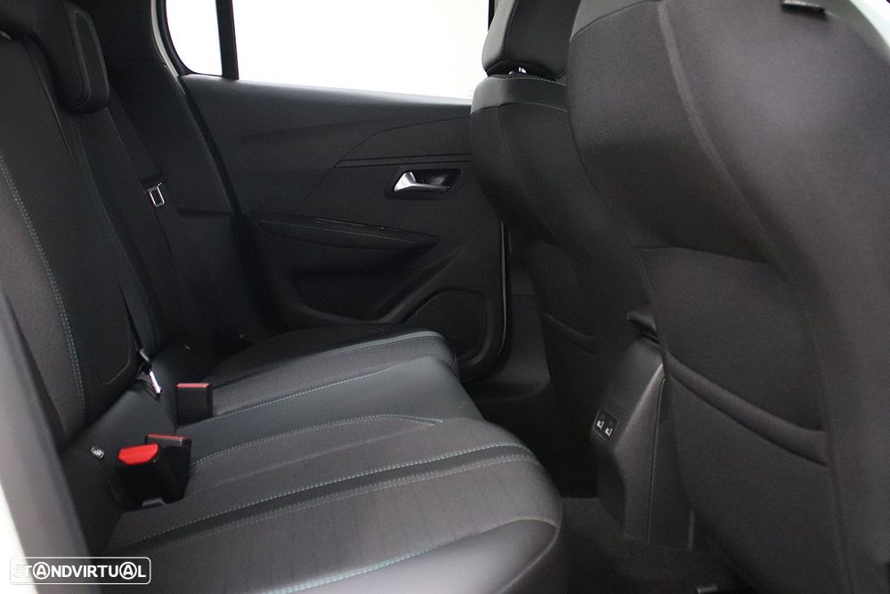 Peugeot e-208 50 kWh Allure Pack - 24